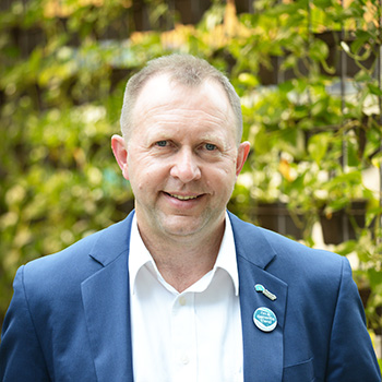 Photo of Dr David Sykes