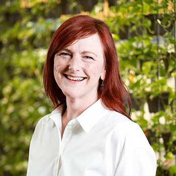 Photo of Dr Raechel Damarell